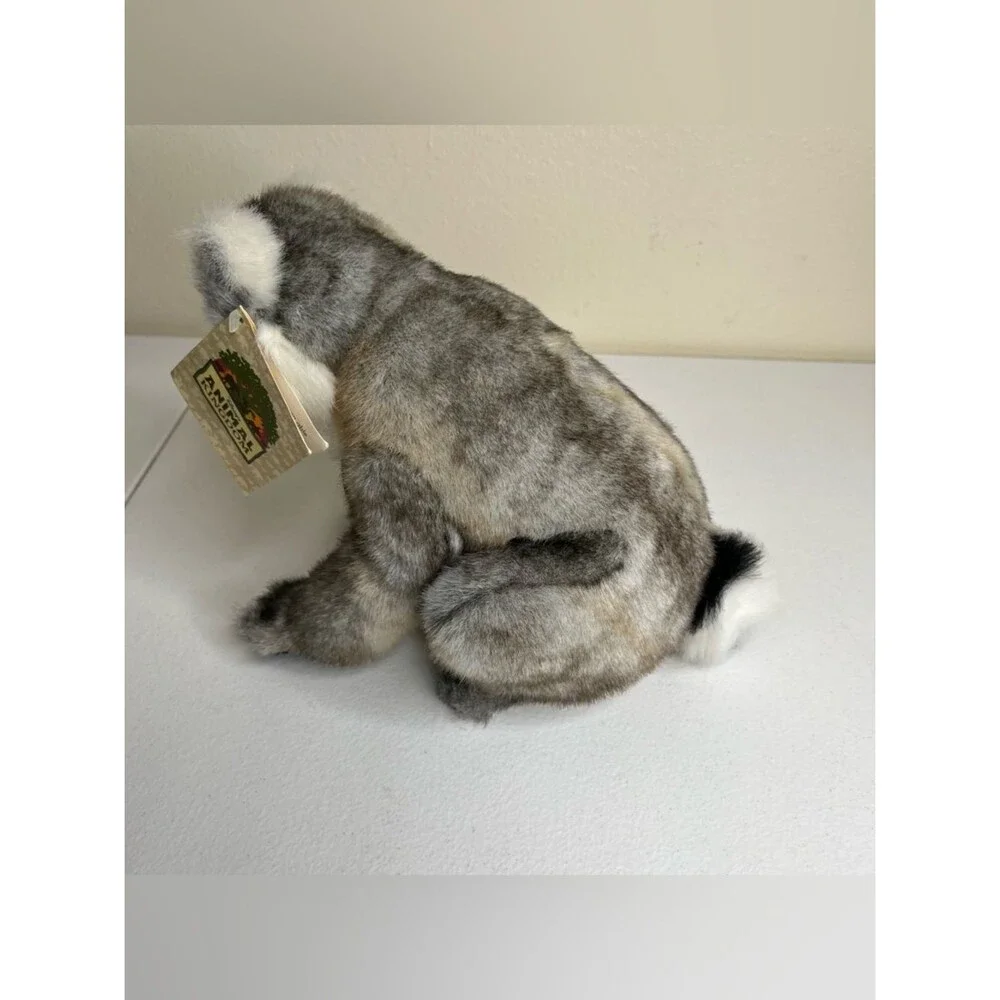 Vintage Disney Animal Kingdom Ring Tailed Lemur Plush Stuffed Animal Retired Tag